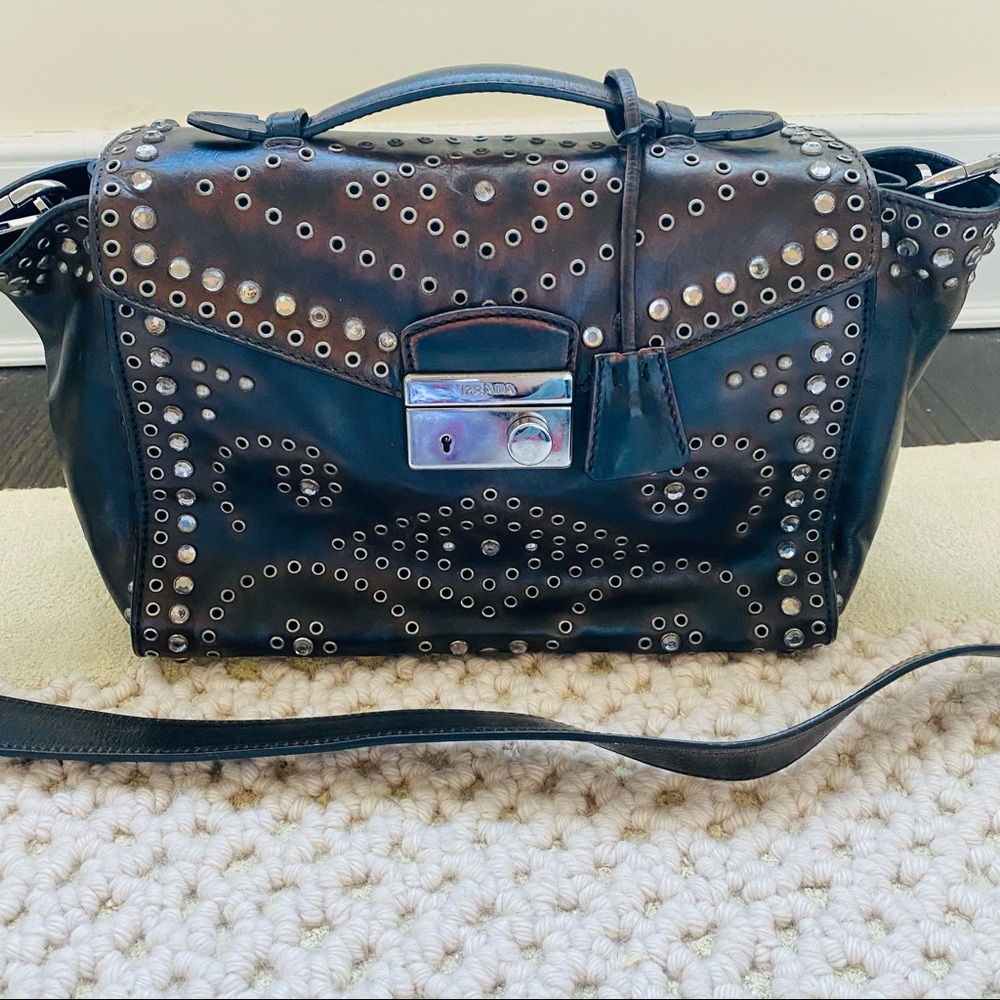 Prada Vitello Vintage Twin Pocket Satchel Bag, Black (Nero). - Picture 5 of 17